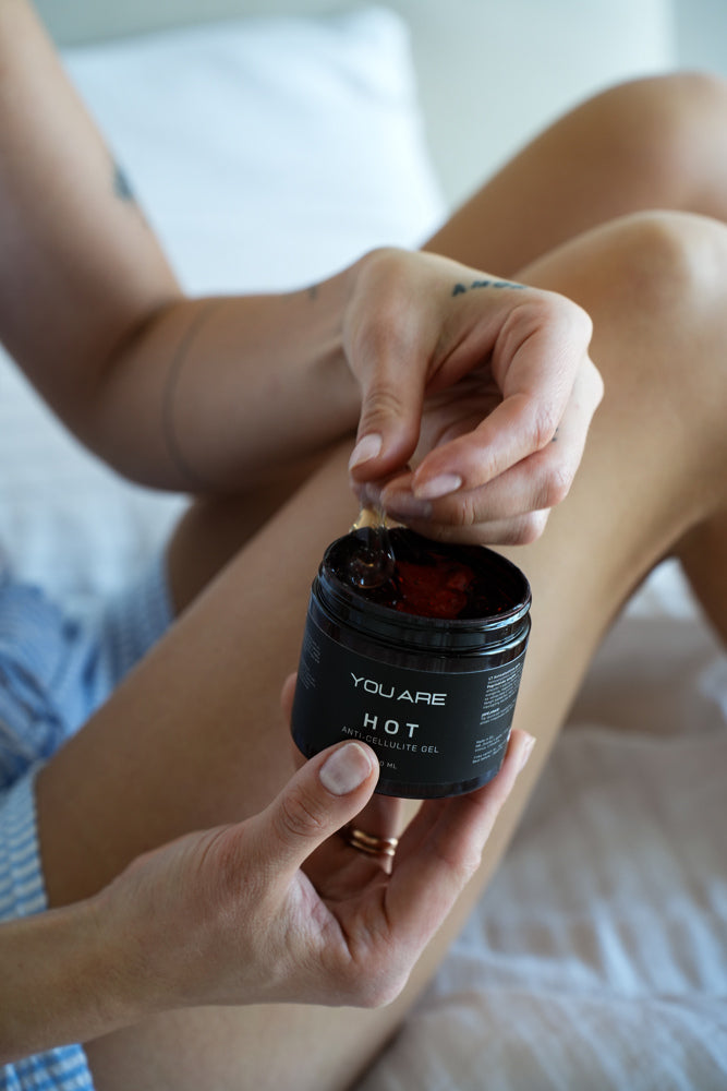 YOU ARE Hot wärmendes Anti-Cellulite-Behandlungsgel, 200 ml